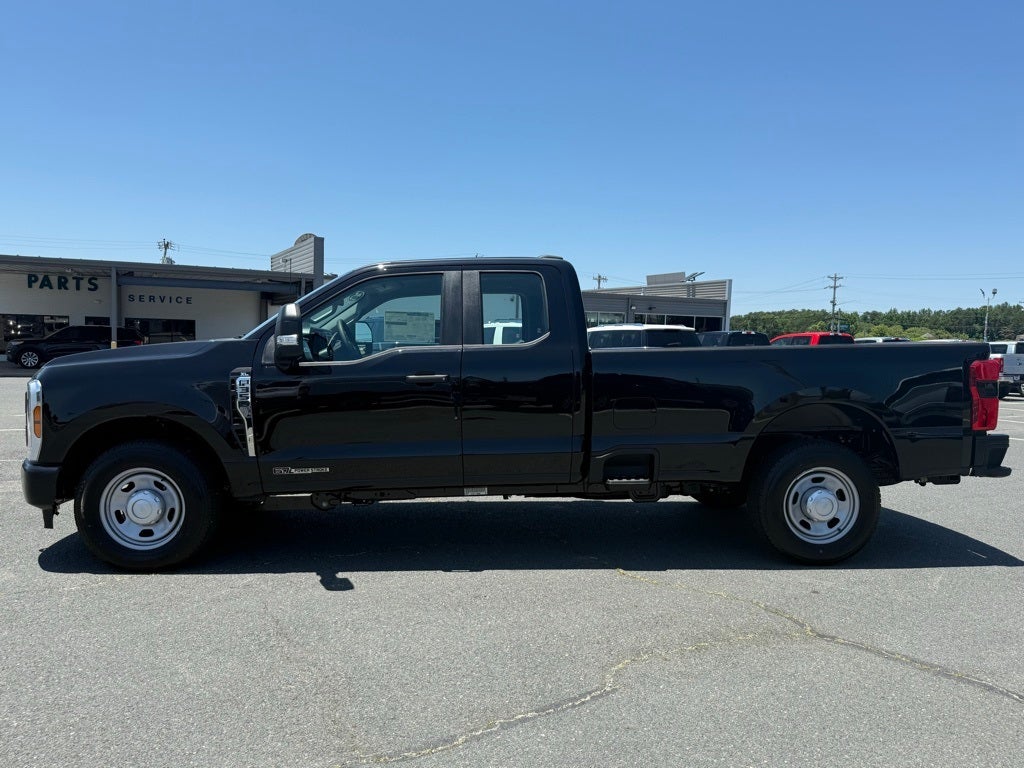 2025 Ford F-350SD XL
