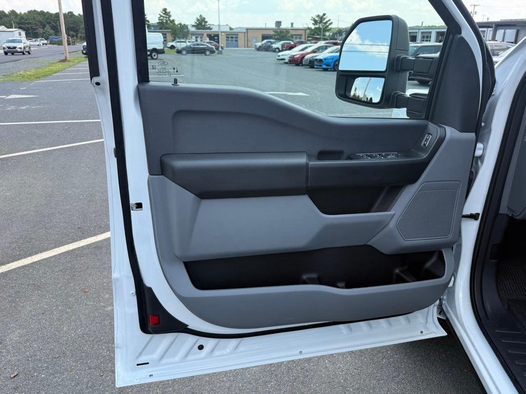 2025 Ford F-350SD XL