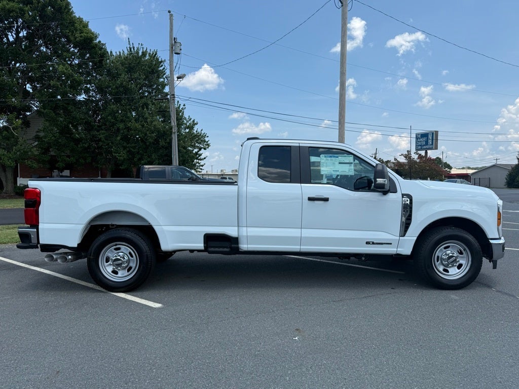 2025 Ford F-350SD XL