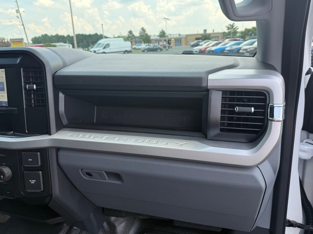 2025 Ford F-350SD XL