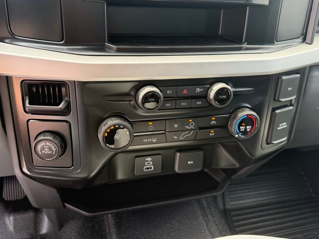 2025 Ford F-350SD XL