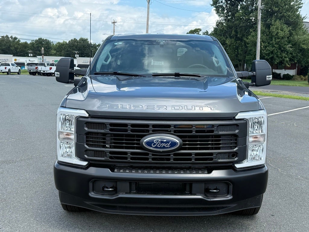 2025 Ford F-350SD XL