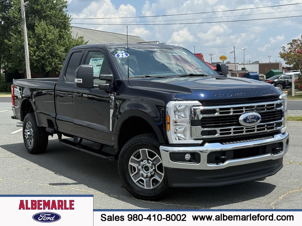 2025 Ford F-350SD XLT