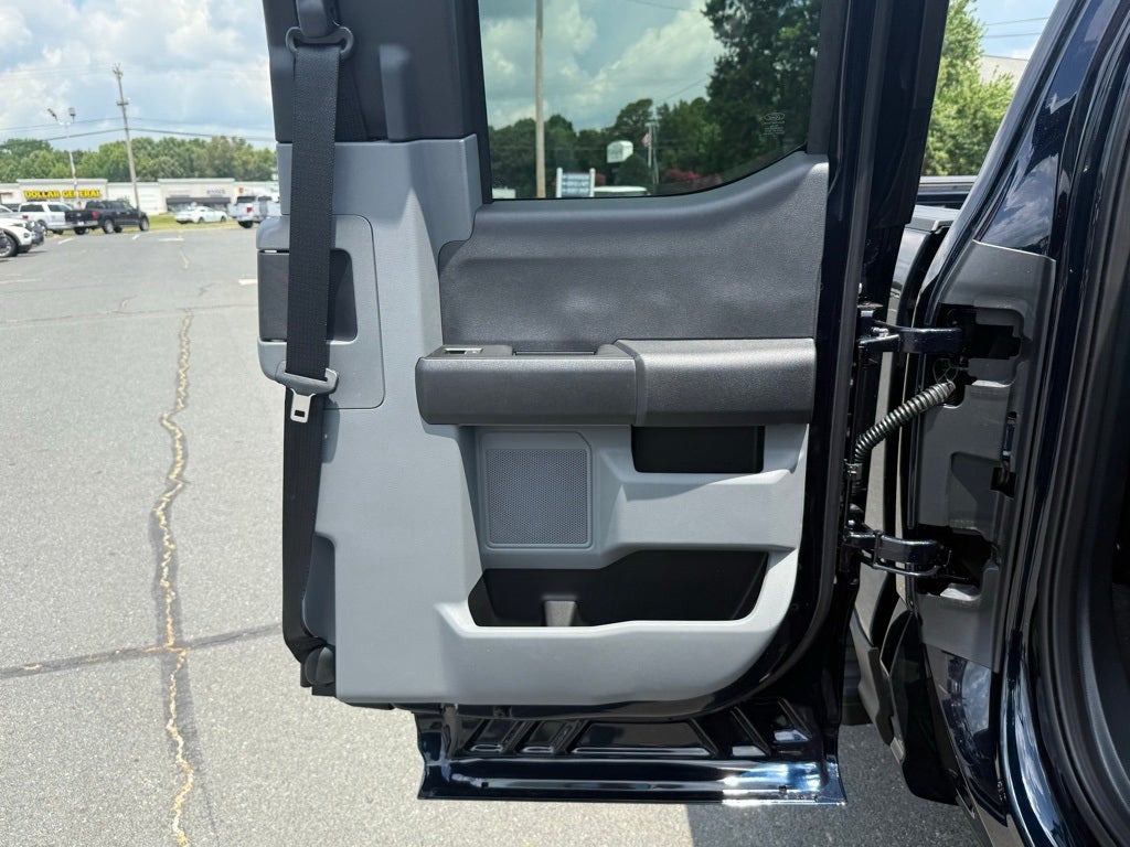 2025 Ford F-350SD XLT