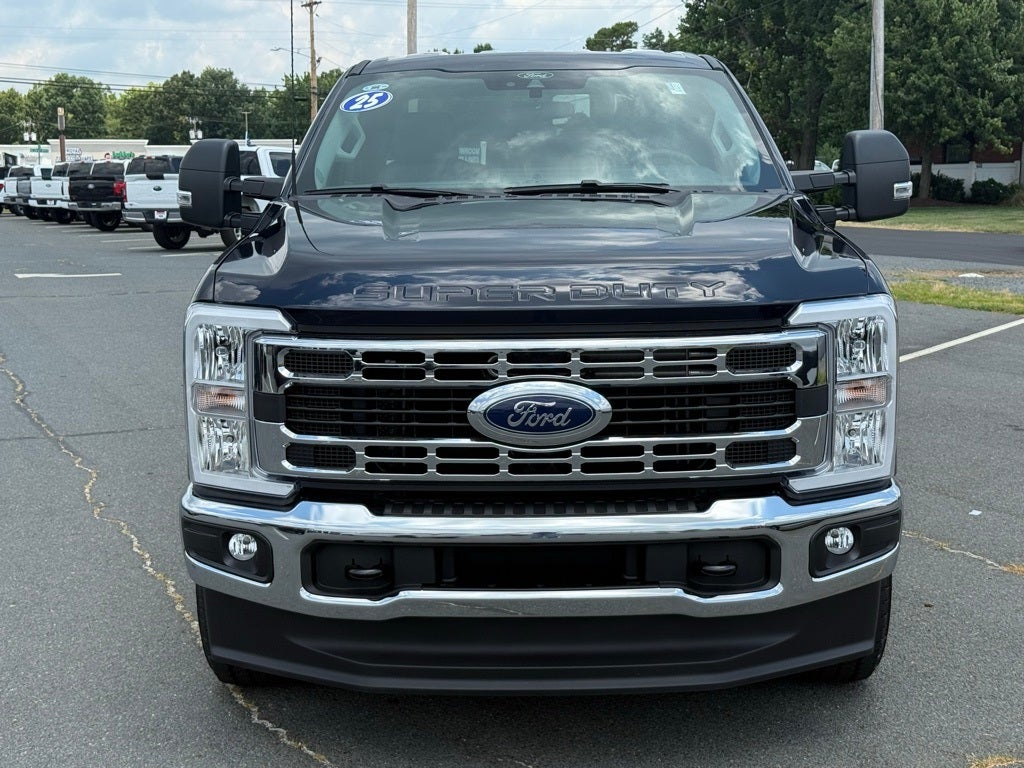 2025 Ford F-350SD XLT
