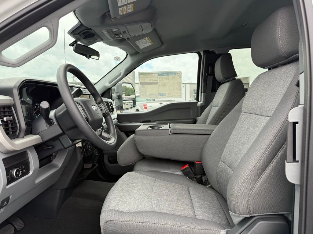 2025 Ford F-350SD XL