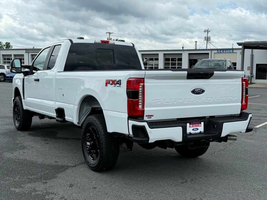 2025 Ford F-350SD XL