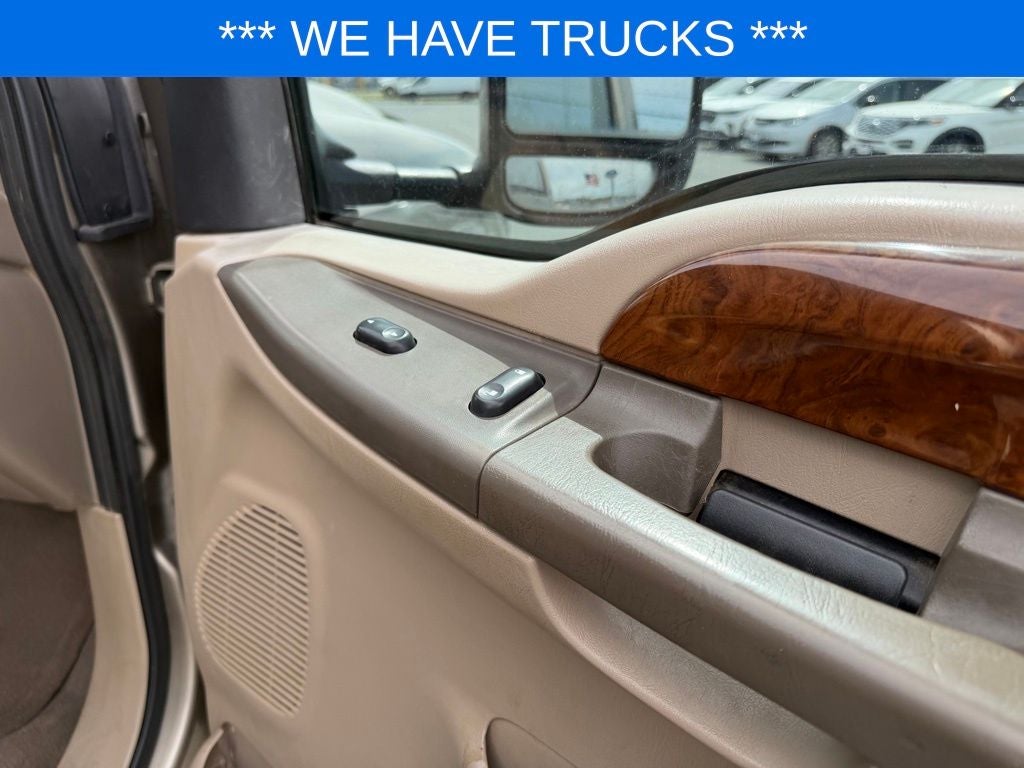 2002 Ford F-250SD Base