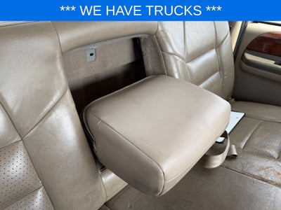 2002 Ford F-250SD Base