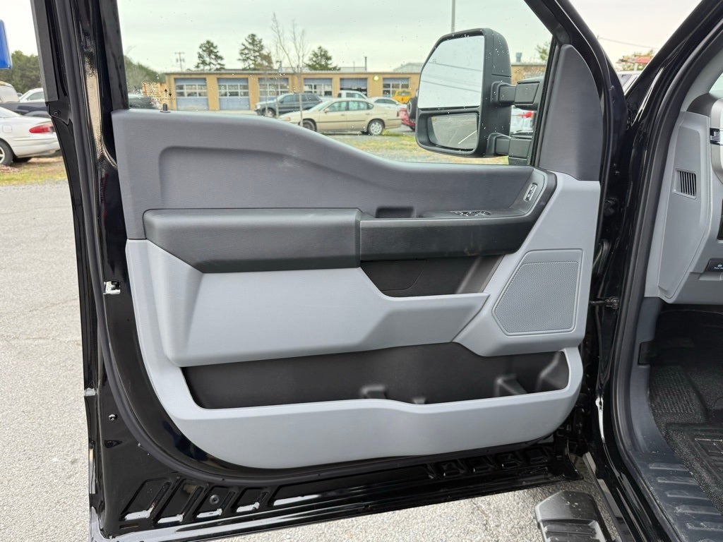 2025 Ford F-350SD XL