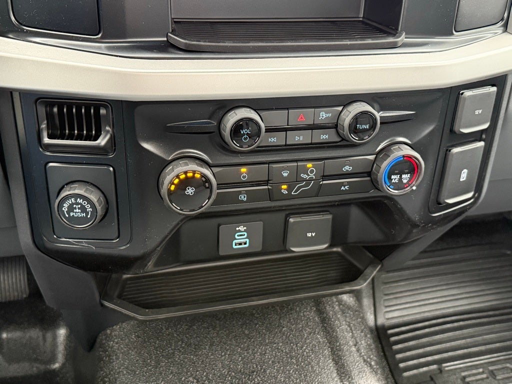 2025 Ford F-350SD XL