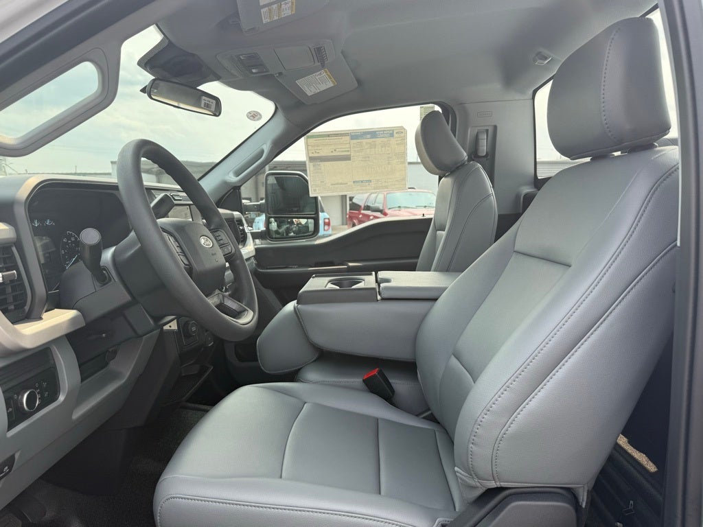 2025 Ford F-350SD XL