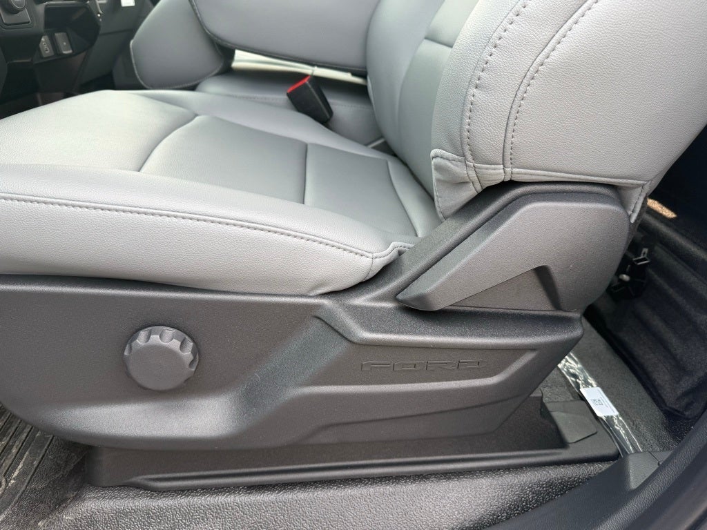 2025 Ford F-350SD XL