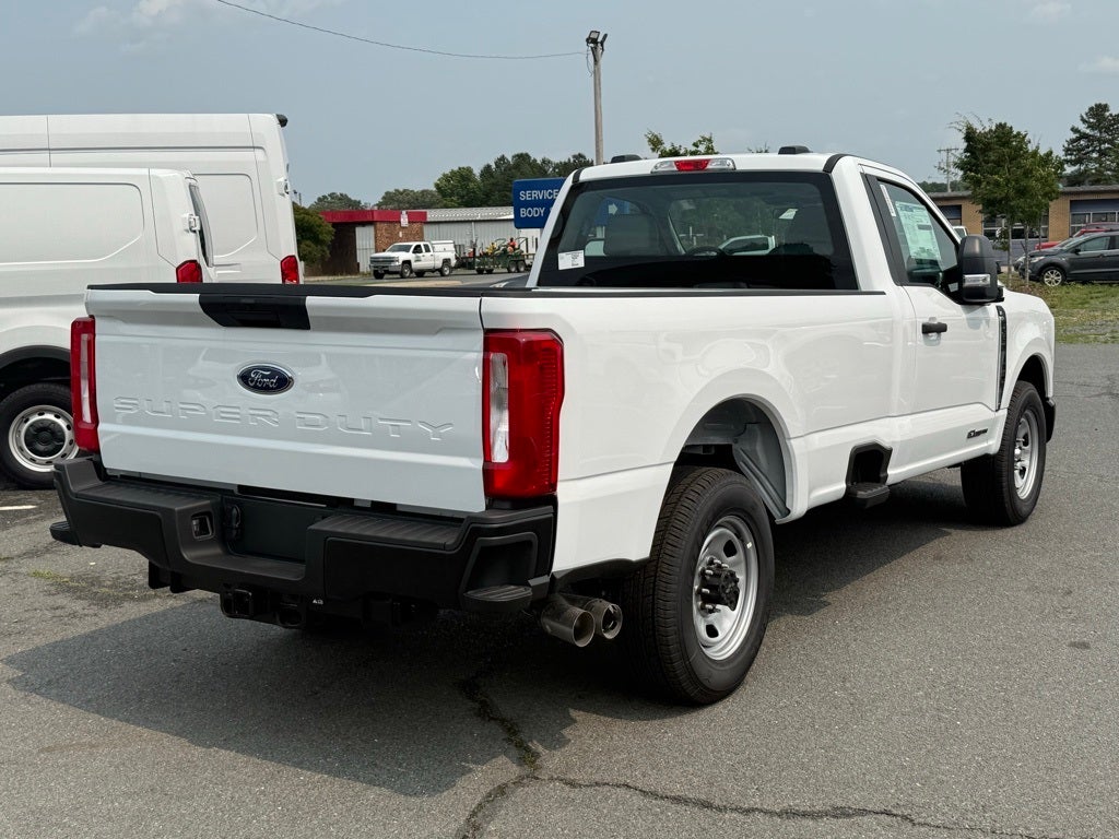 2025 Ford F-350SD XL