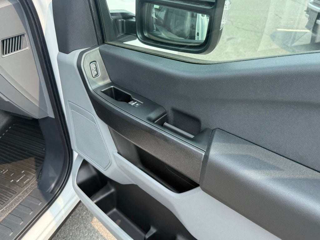 2025 Ford F-350SD XL