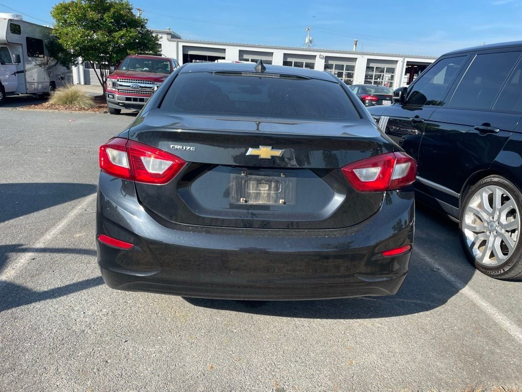 2018 Chevrolet Cruze LS