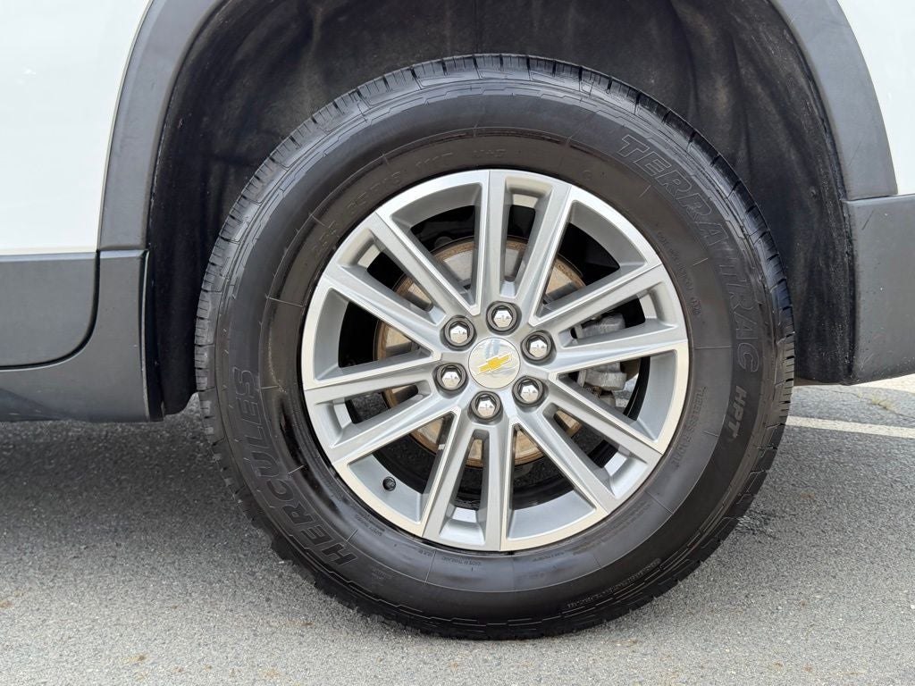 2022 Chevrolet Traverse LT Leather