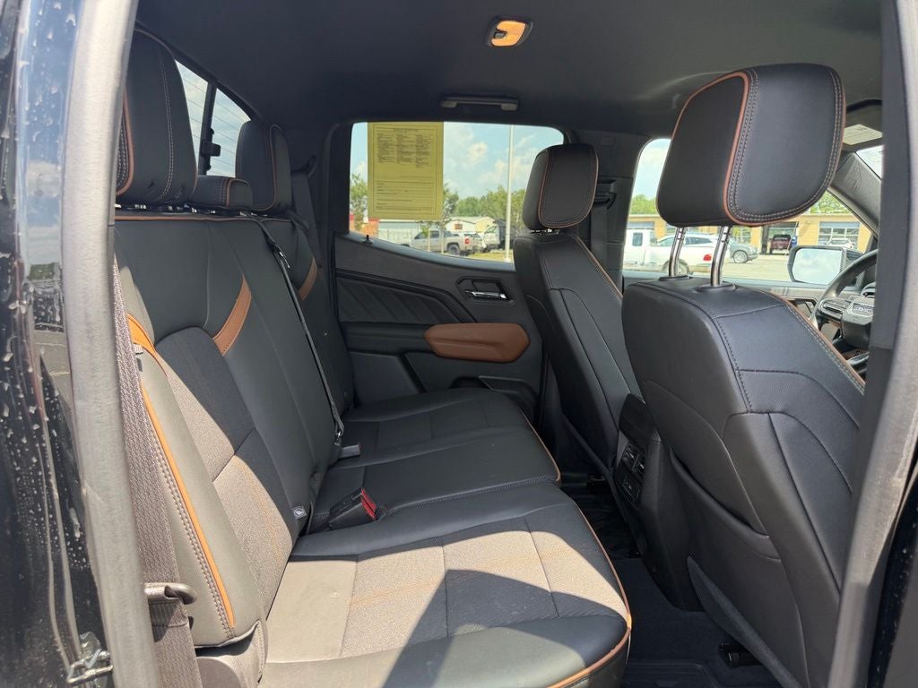 2023 GMC Canyon AT4