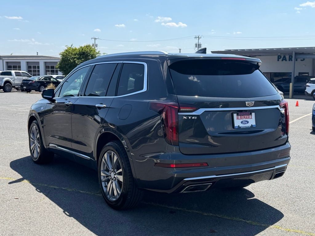 2022 Cadillac XT6 Premium Luxury