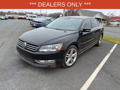 2015 Volkswagen Passat 1.8T SE w/Sunroof/Nav