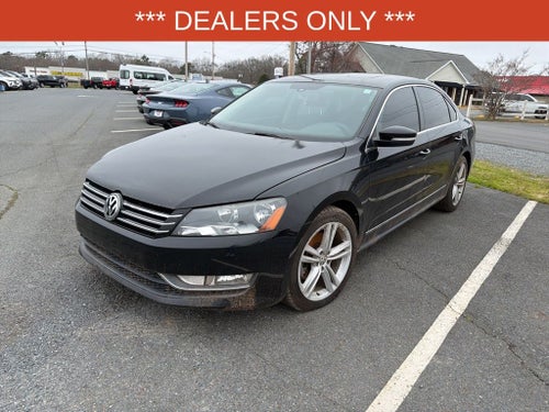 2015 Volkswagen Passat 1.8T SE w/Sunroof/Nav
