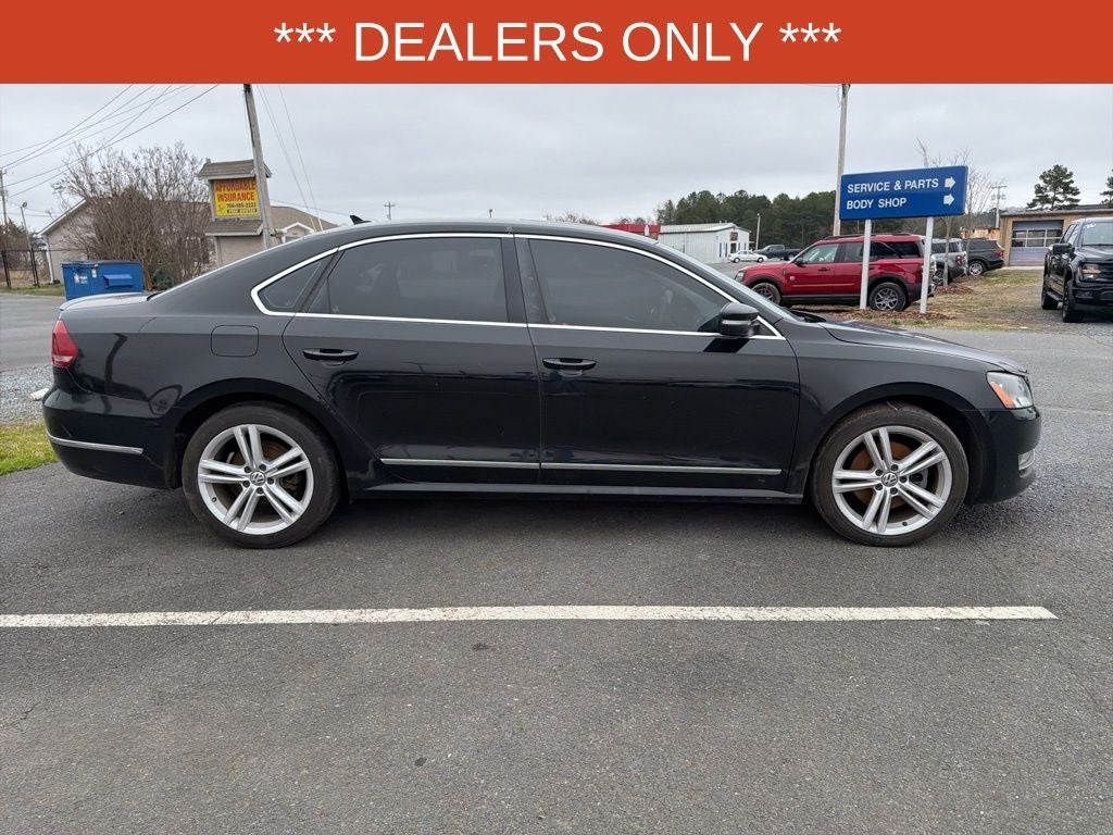 2015 Volkswagen Passat 1.8T SE w/Sunroof/Nav