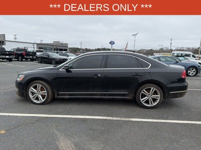 2015 Volkswagen Passat 1.8T SE w/Sunroof/Nav