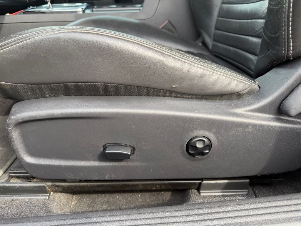 2013 Dodge Challenger SXT