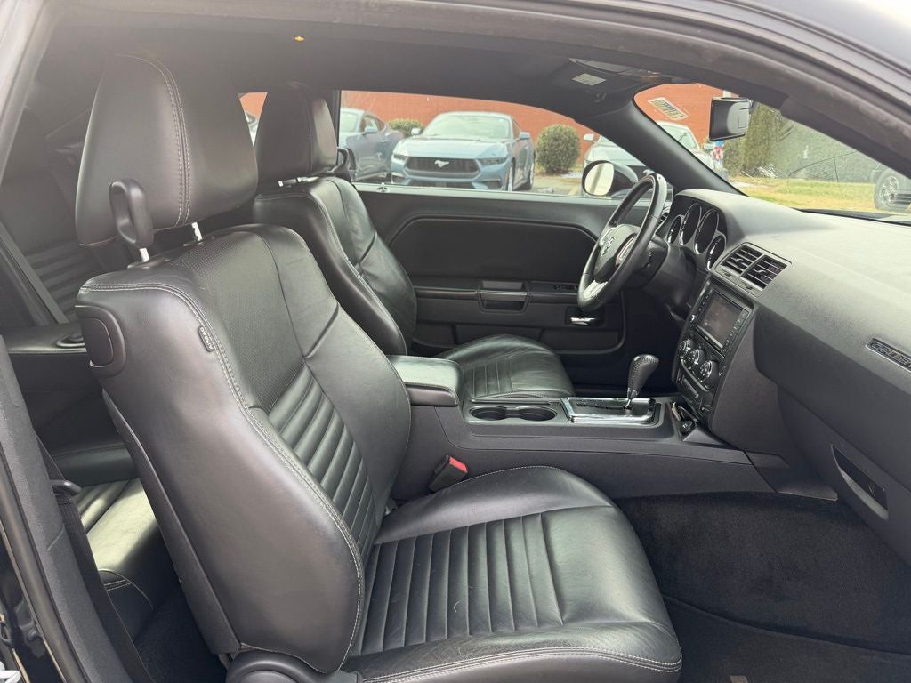 2013 Dodge Challenger SXT