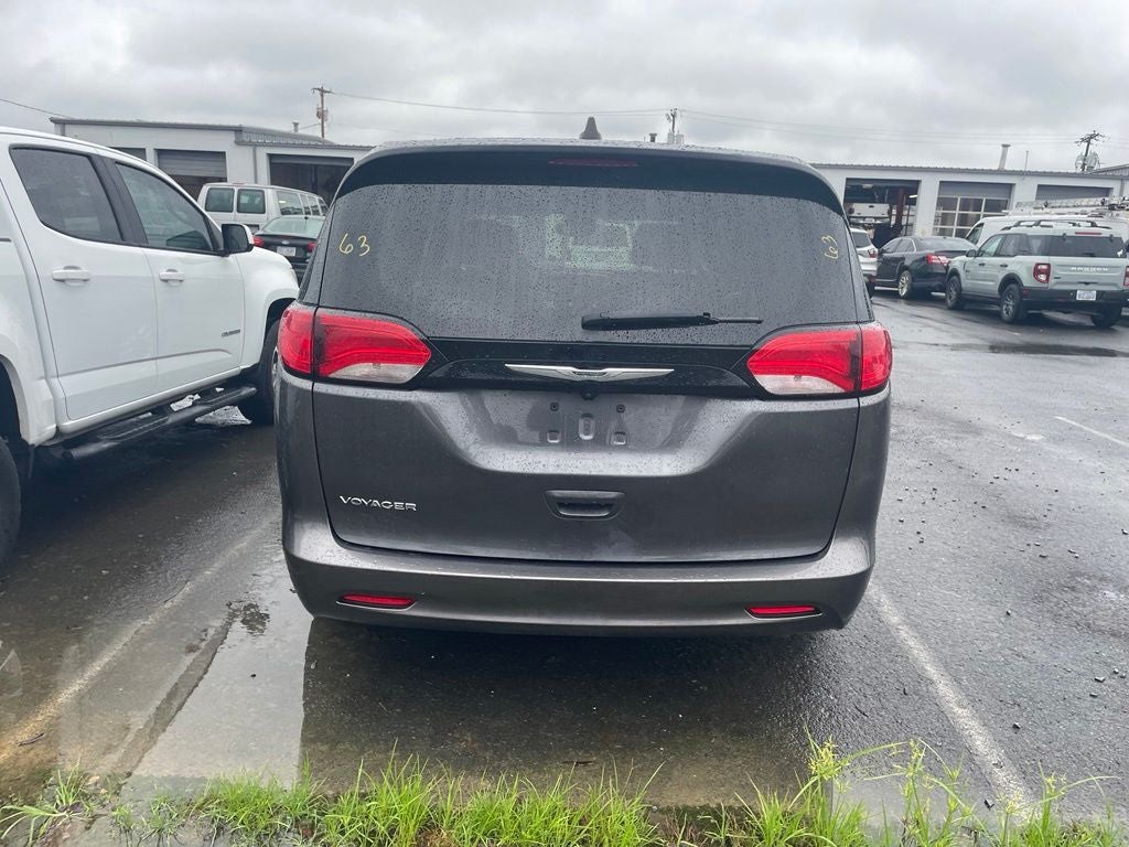 2023 Chrysler Voyager LX
