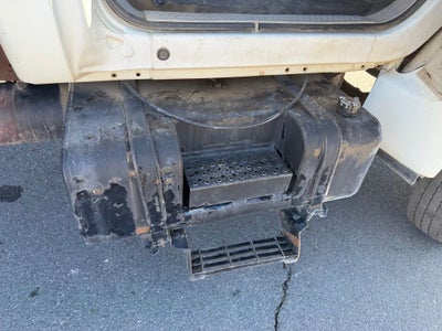 2000 Ford F-650SD XL DRW