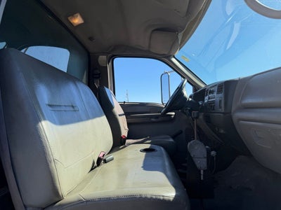 2000 Ford F-650SD XL DRW