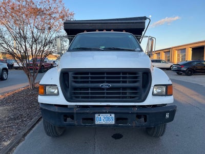 2000 Ford F-650SD XL DRW