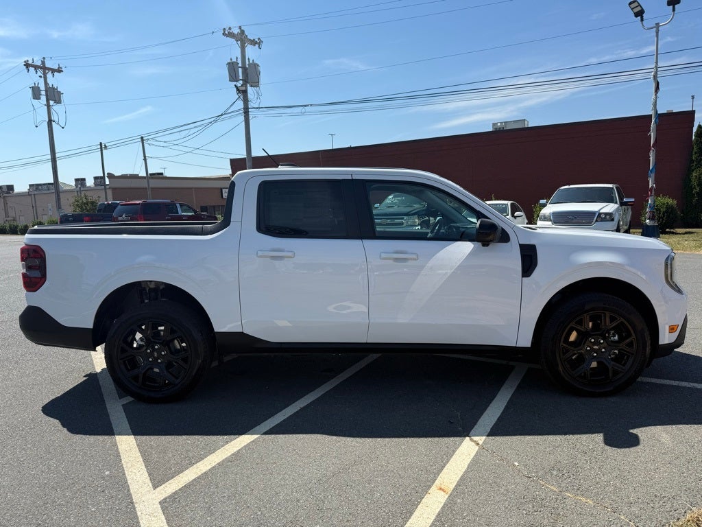 2025 Ford Maverick Lariat