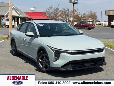 2025 Kia K4 LXS