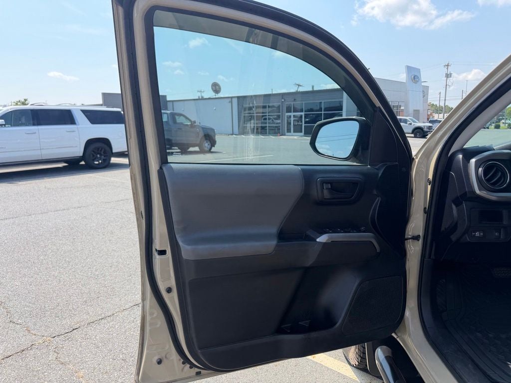 2019 Toyota Tacoma SR5 V6