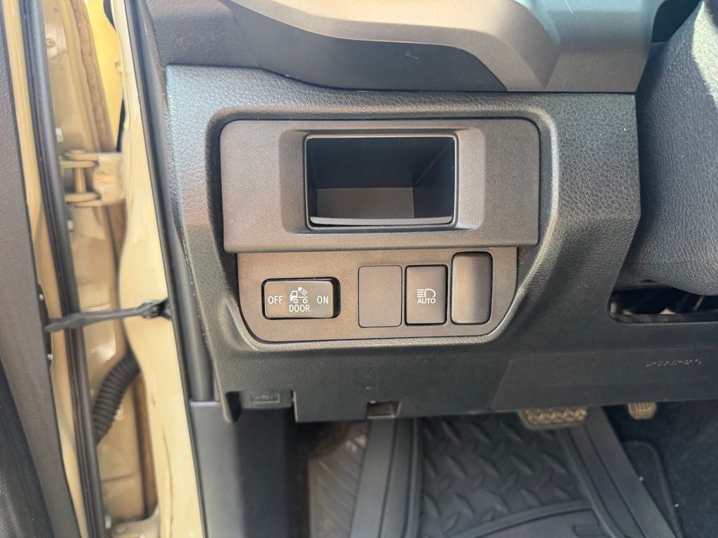 2019 Toyota Tacoma SR5 V6