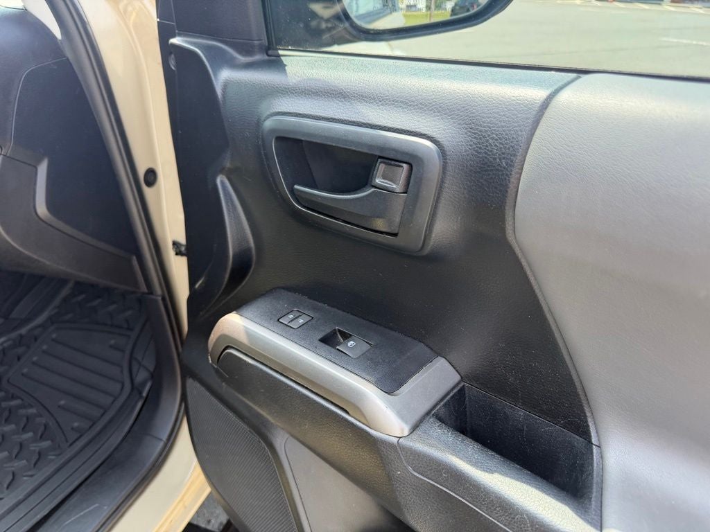 2019 Toyota Tacoma SR5 V6