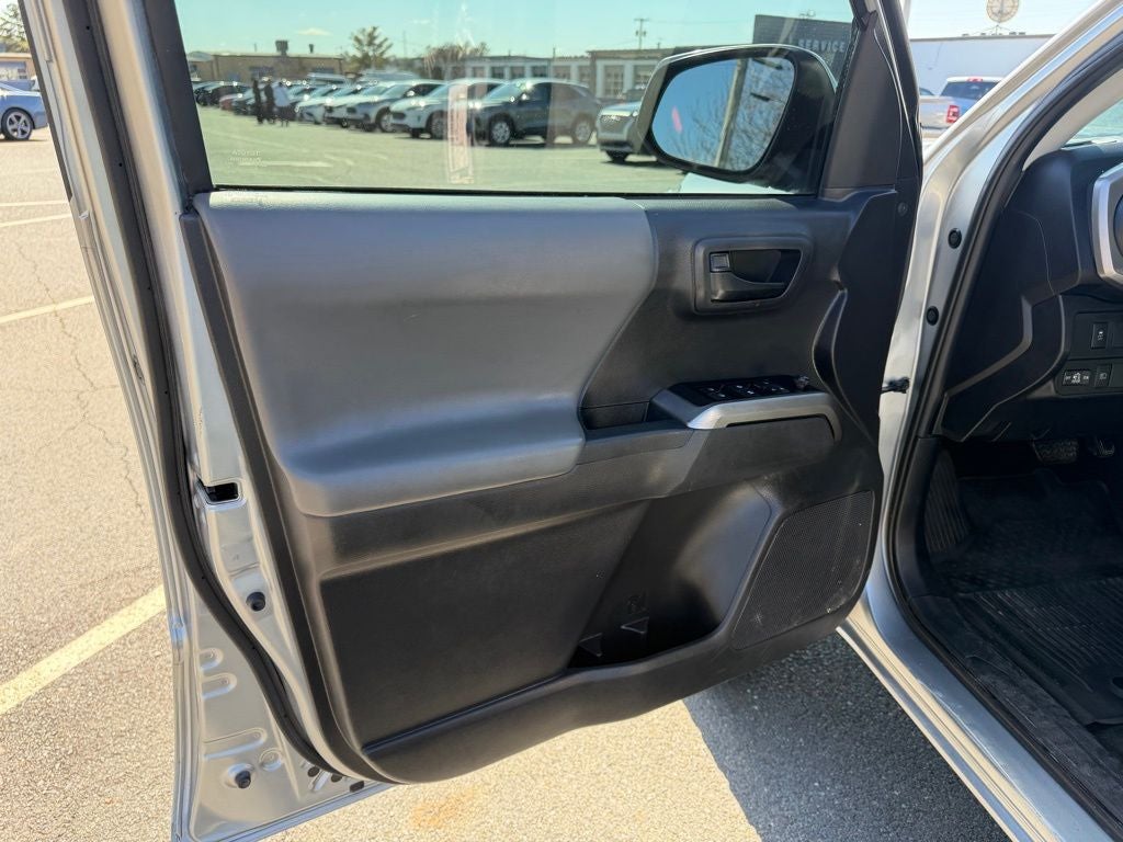 2023 Toyota Tacoma SR5 V6