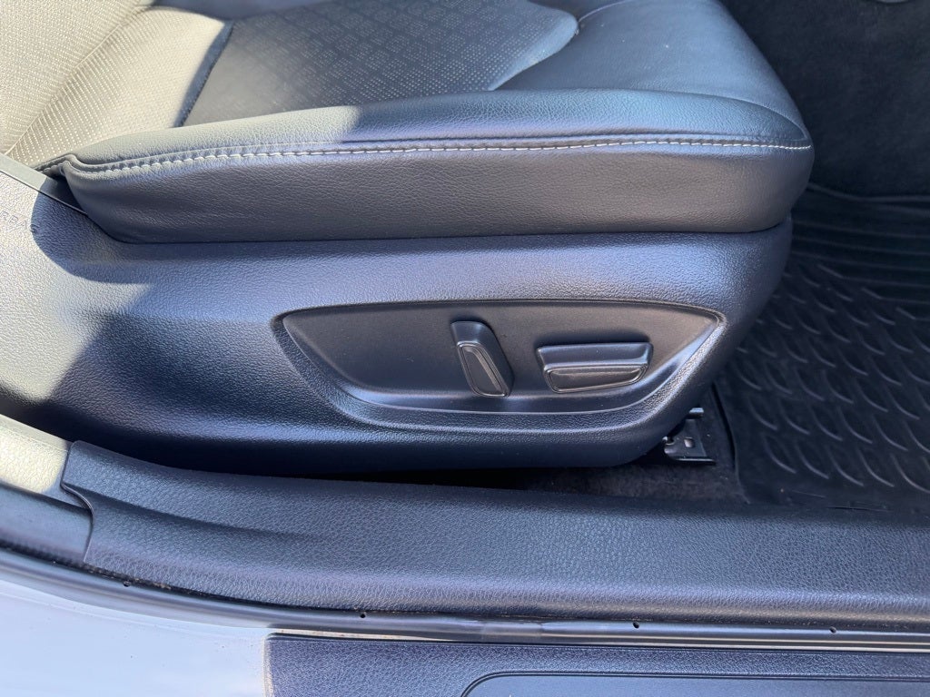 2023 Toyota Camry XSE V6