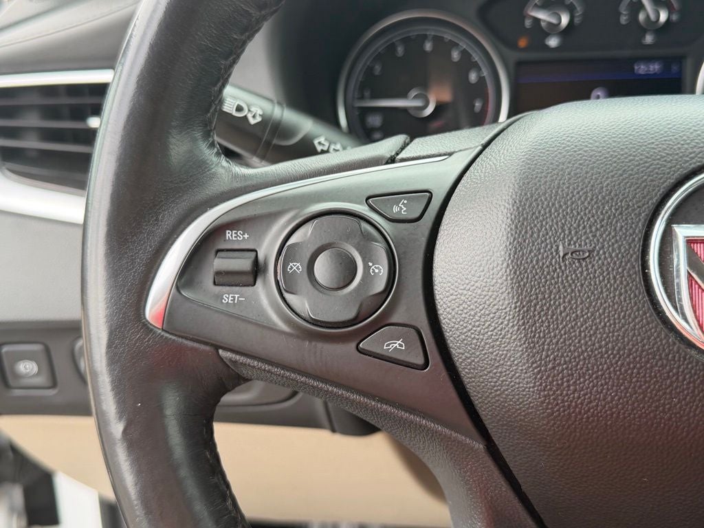 2020 Buick Enclave Essence