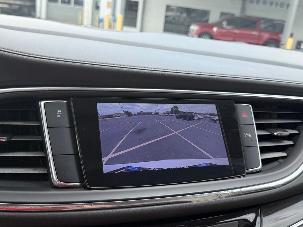 2020 Buick Enclave Essence