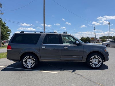 2015 Lincoln Navigator L Base