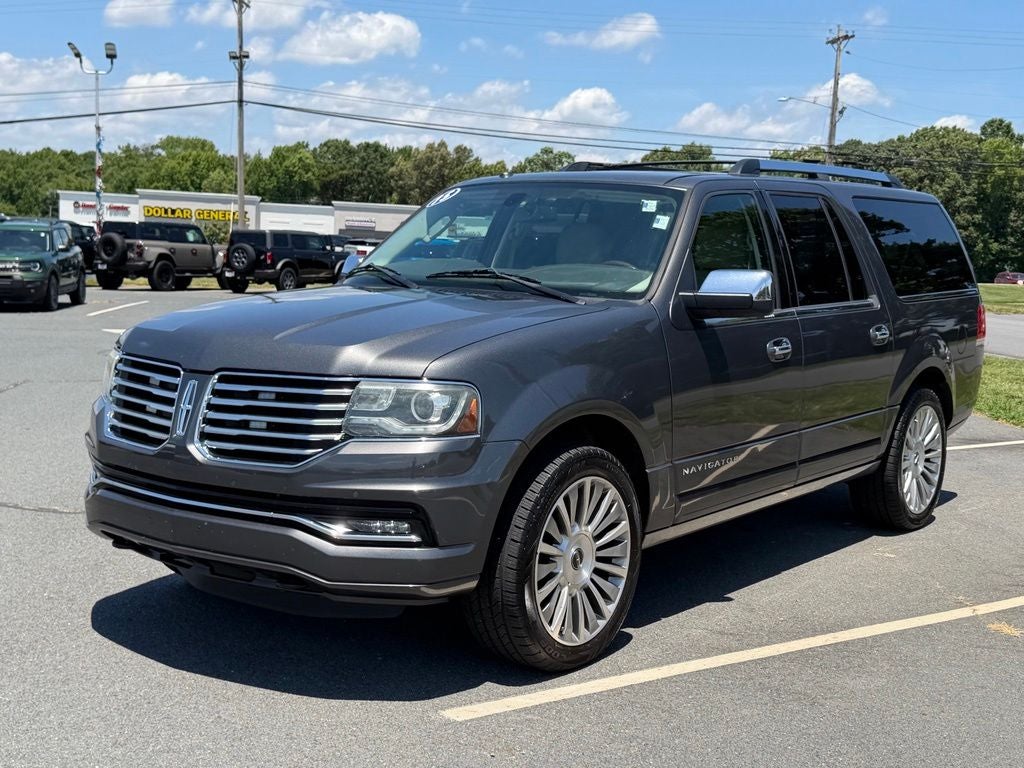 2015 Lincoln Navigator L Base