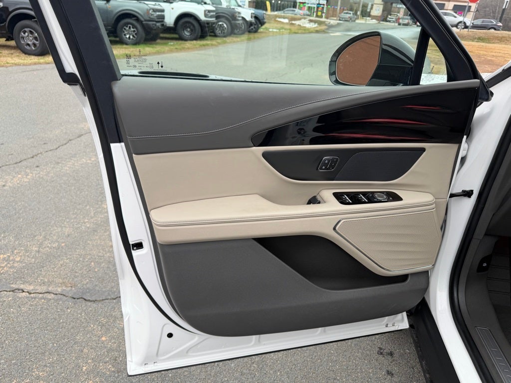 2025 Lincoln Nautilus Premiere