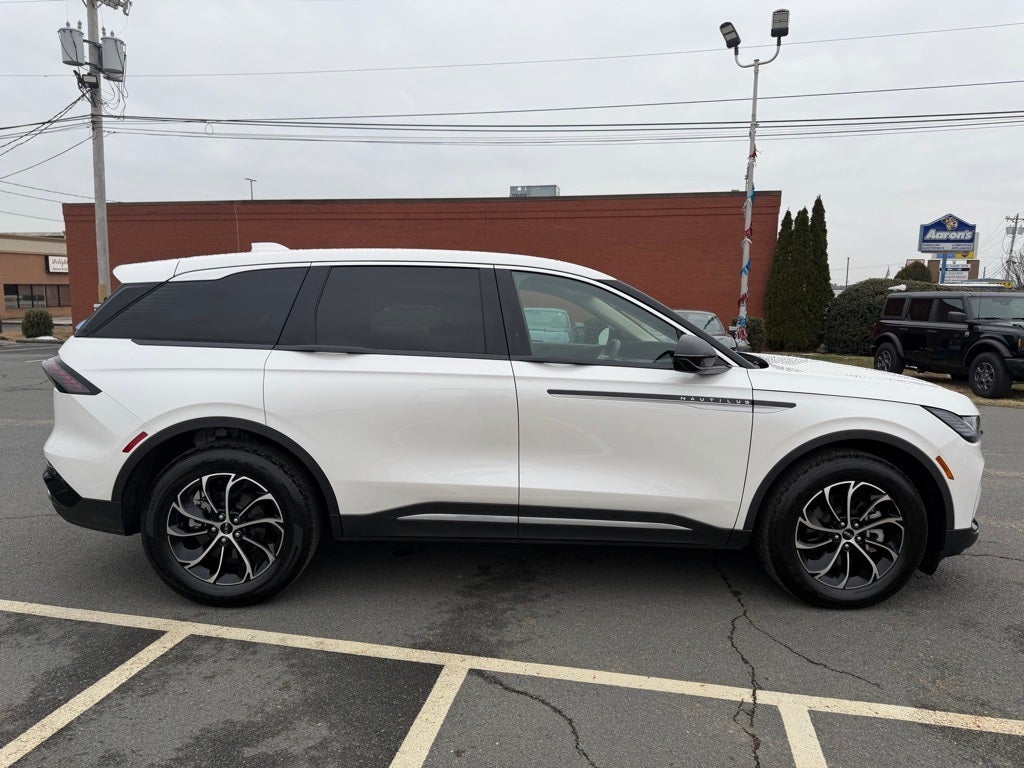 2025 Lincoln Nautilus Premiere