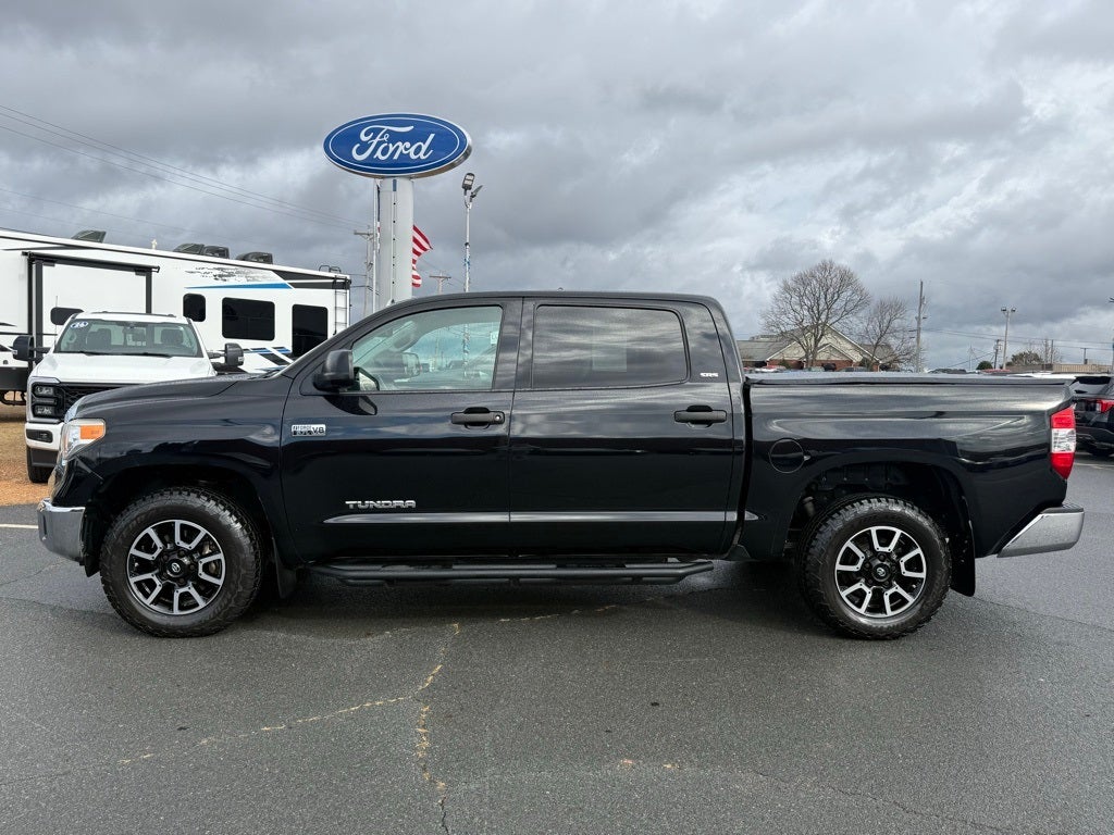 2016 Toyota Tundra SR5 CrewMax