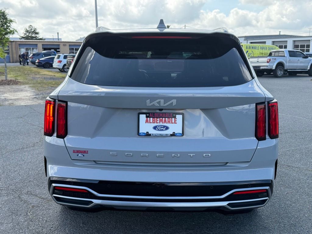 2022 Kia Sorento SX
