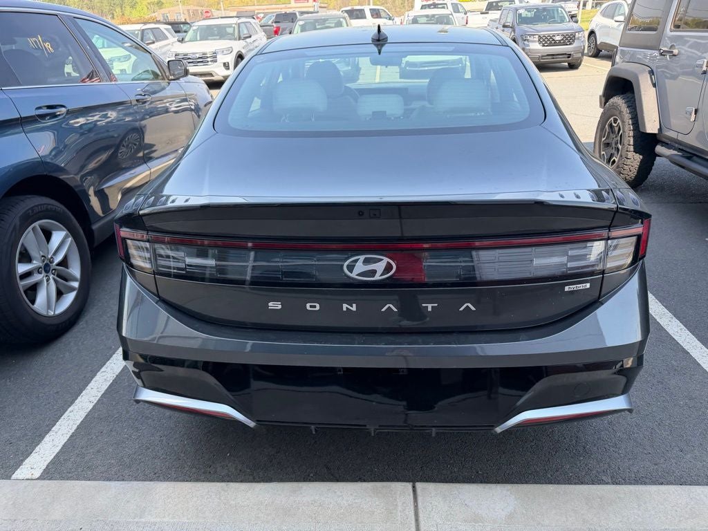 2025 Hyundai Sonata Hybrid SEL