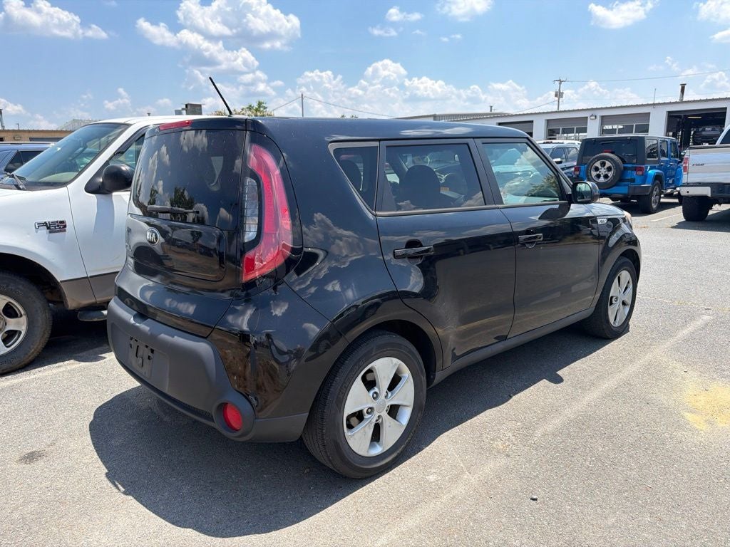 2016 Kia Soul Base